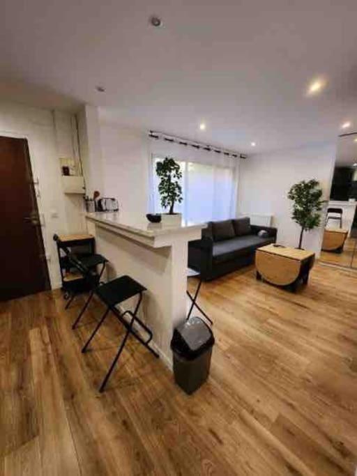 Superbe Appartement A 8 Minutes De La Nation. Paris Exterior photo